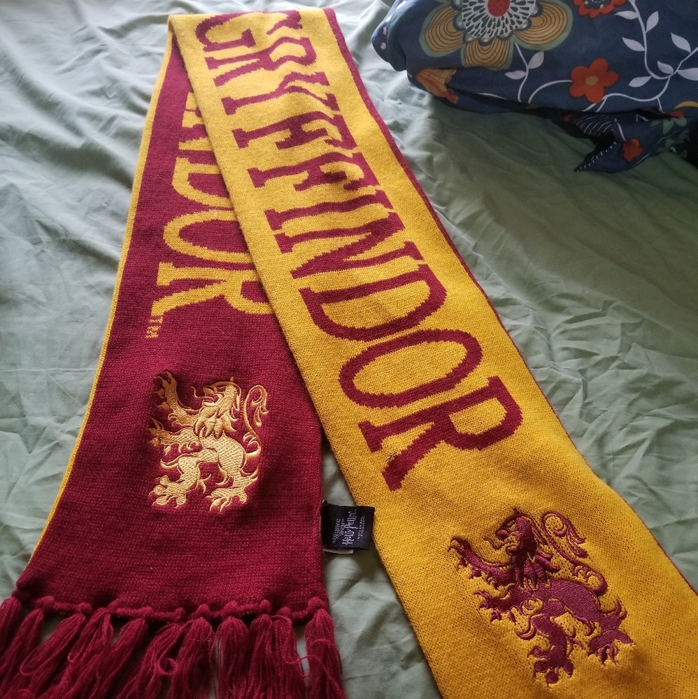 Harry Potter scarf